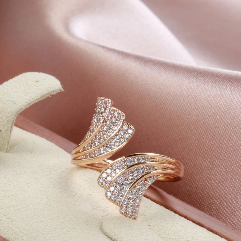 🌟 JULYDREAM Luxury Fan-Shaped Zircon Open Ring – 585 Gold Color 💛✨