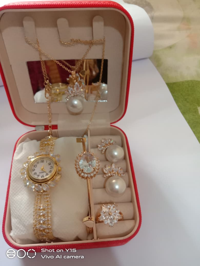 New jewelry deal box